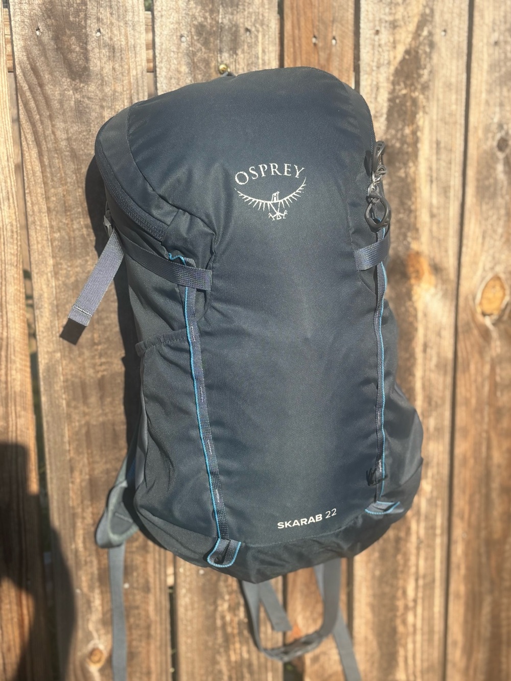 Osprey Skarab 22 Backpack Black Men's Daypack Hiking Hydration Pack 22L
